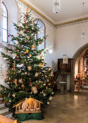 Kirche an Weihnachten